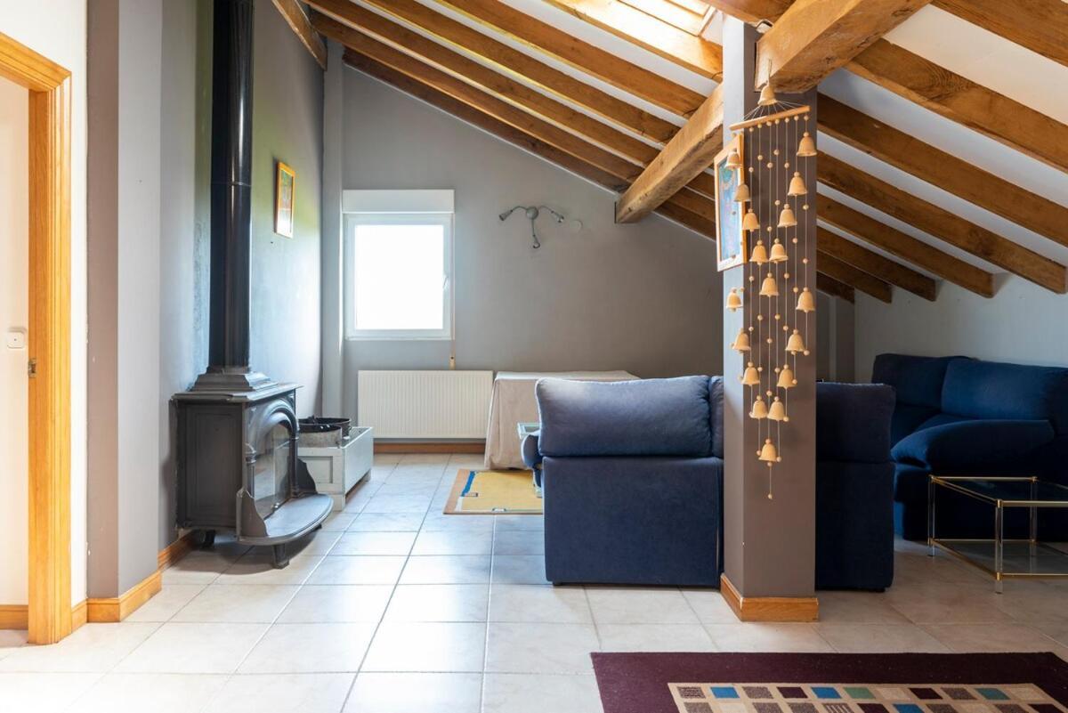 Casa Con Jardin En Gama Bárcena de Cicero Exterior foto