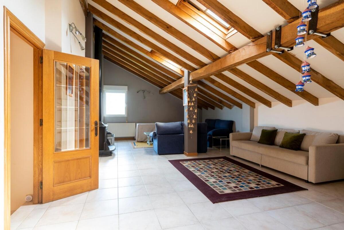 Casa Con Jardin En Gama Bárcena de Cicero Exterior foto